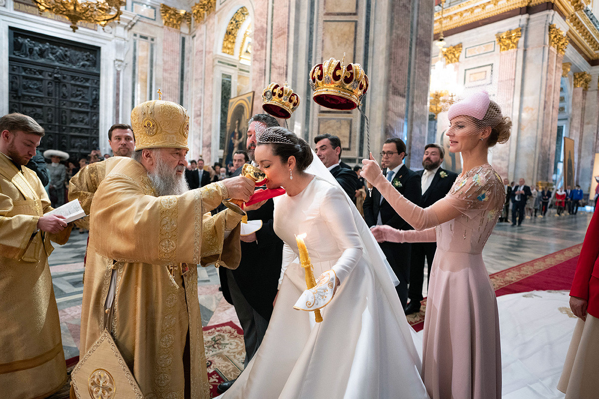 Венчание Романова в Исаакиевском соборе