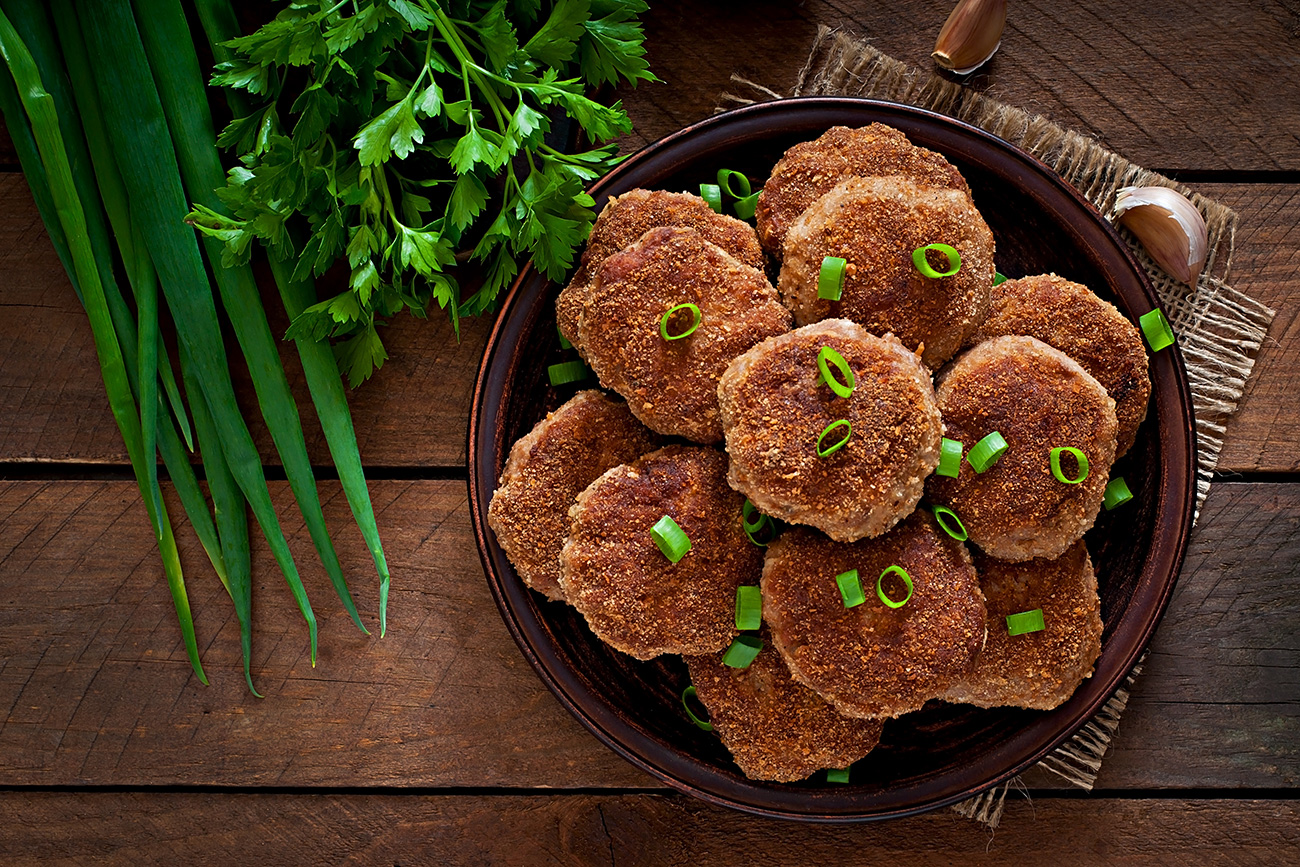 The adventure of wild cutlets in Russia: Hunters&#39; recipes