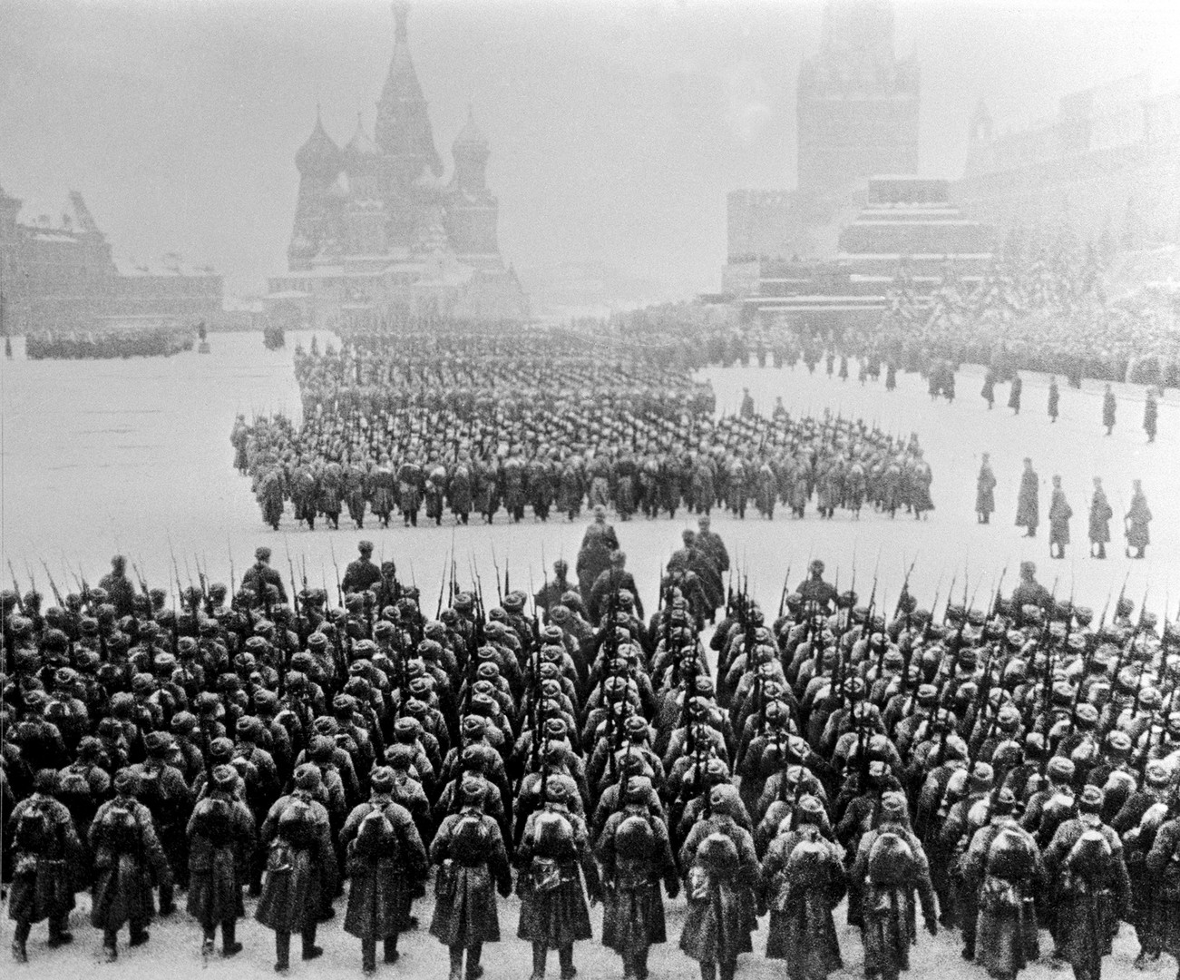 Битва за москву фото в цвете