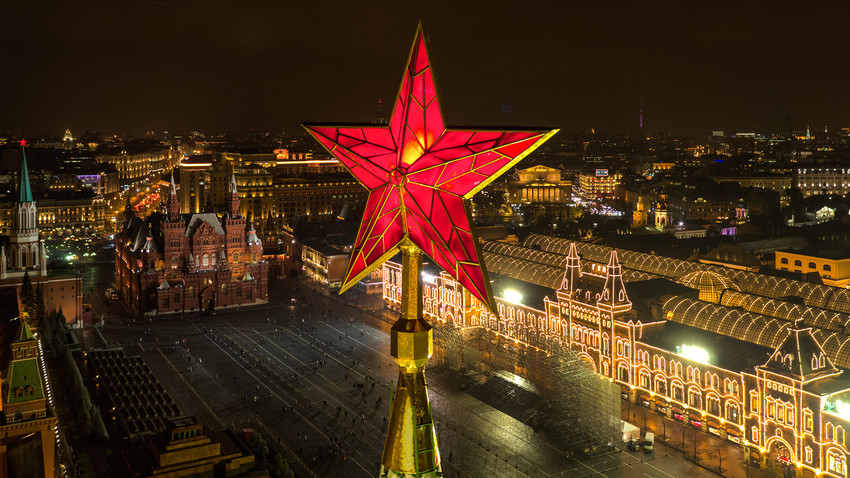 Kremlin stars: Symbols of the USSR turn 80, but will they stay
