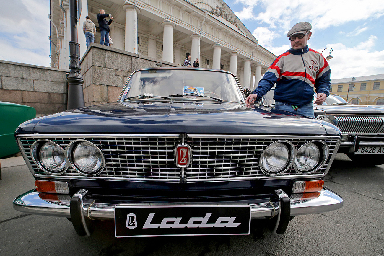 Krim Russlands Lada Stellt Neuen Sportwagen Vor Russia Beyond De