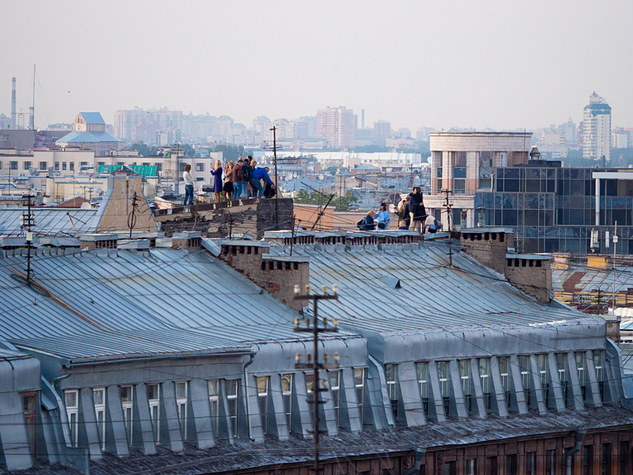 St. Petersburg roof tours A spectacular way to see the city is from above Russia Beyond