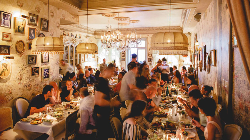 Russische Restaurants weltweit: Wo gibt es den herzhaftesten Borschtsch