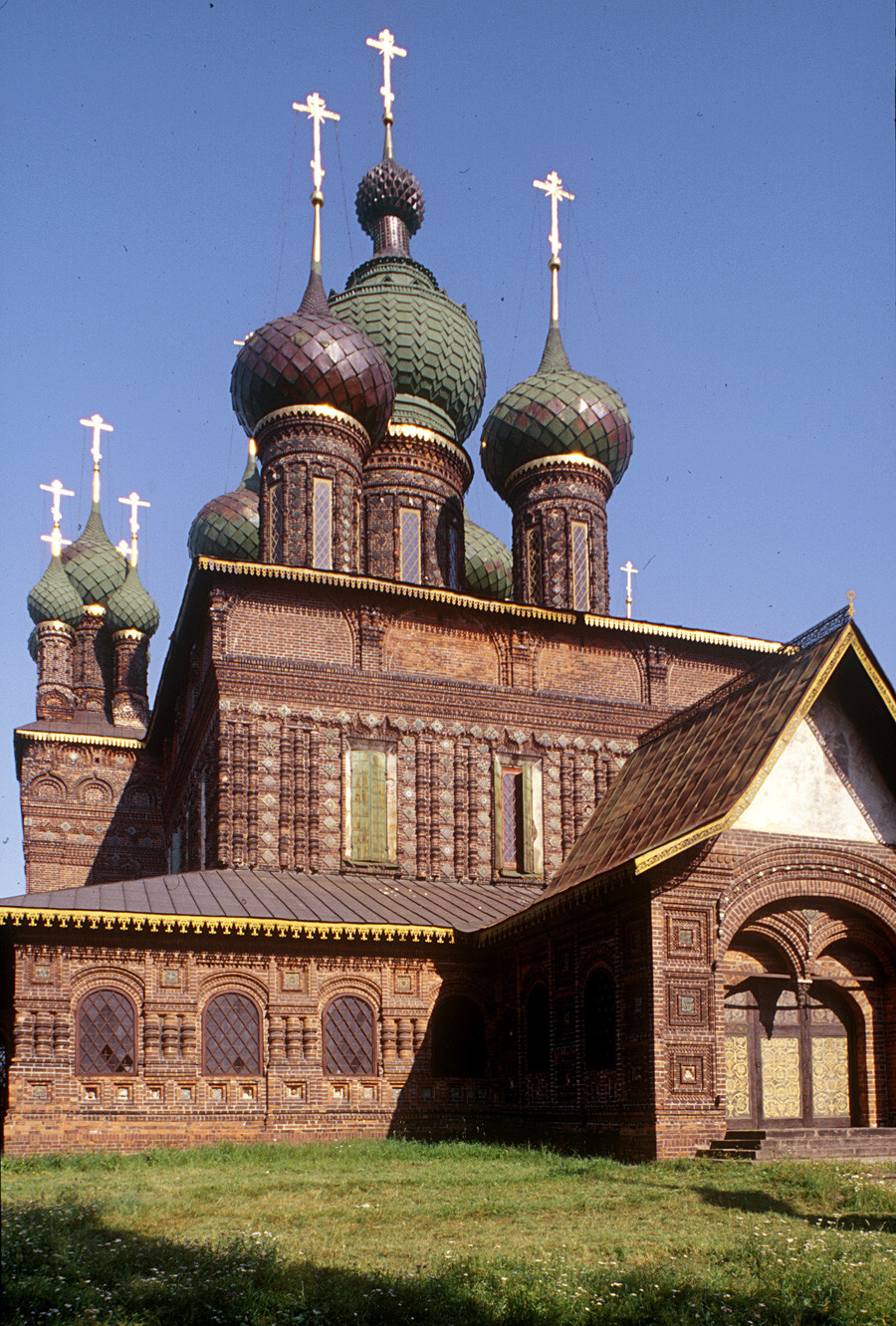 Fedor Church and S. Prokudin-Gorsky ... Yaroslavl, Russia Fedor Church and S. Prokudin-Gorsky ... Yaroslavl, Russia