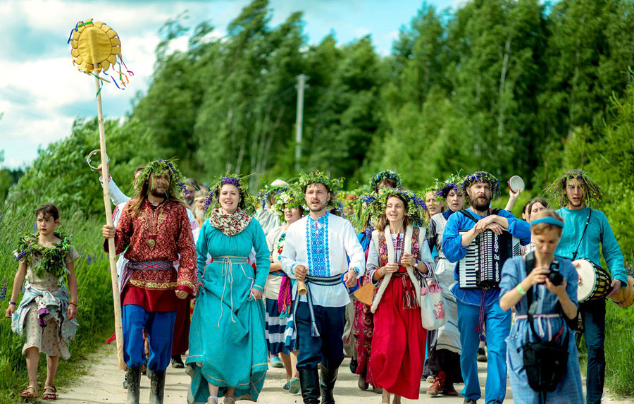 Party like a Russian: 5 steps to make a Slavic celebration ...