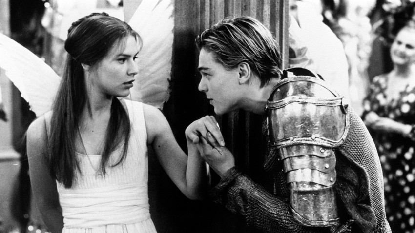 Romeo Et Juliette Leonardo Dicaprio Film Entier Francais Perankan Romeo dan Juliet di Teater, Pasangan di Siberia Bertunangan