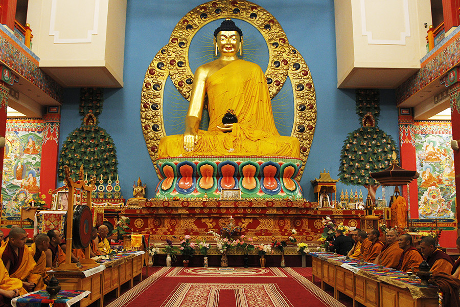 Buddhistisches Kalmückien: Das Goldene Kloster des Shakyamuni - Russia