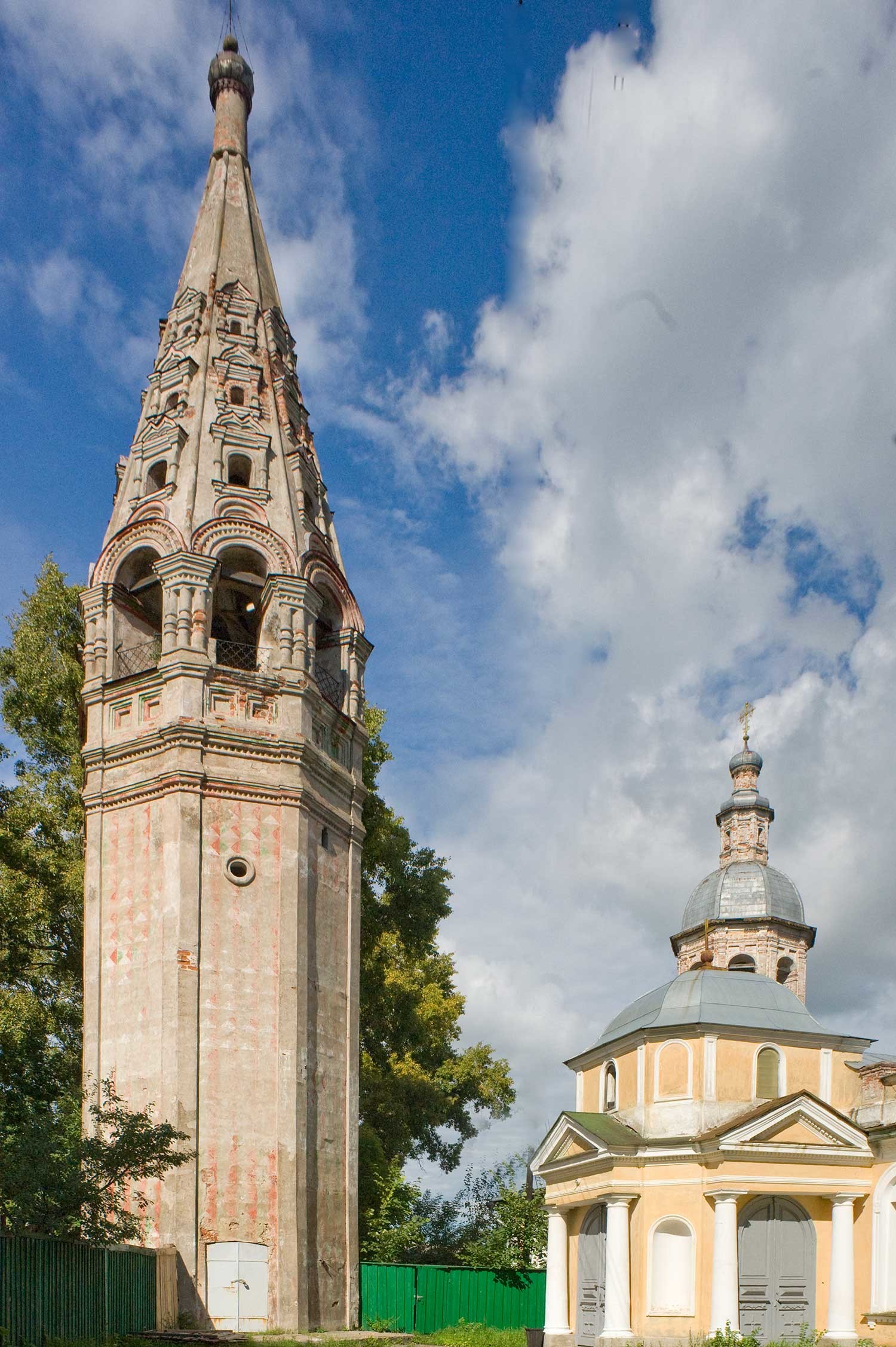 Resurrection Cathedral (Tver): architectural features, history, reviews Resurrection Cathedral (Tver): architectural features, history, reviews
