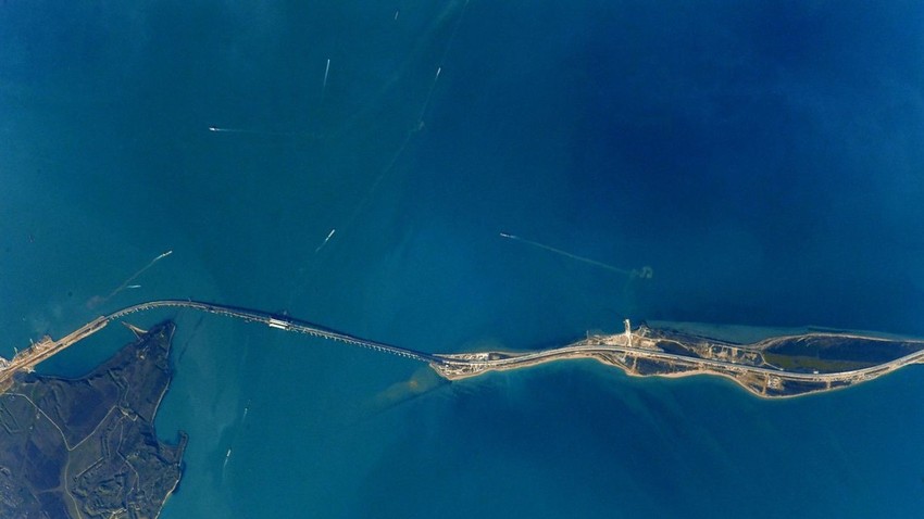 ロシア本土とクリミアを結ぶケルチ海峡大橋 ロシア ビヨンド