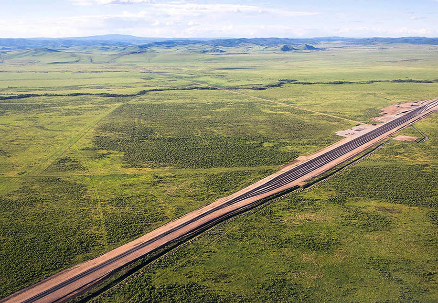 BEYOND THE STEPPES de Vanja dAlcantara