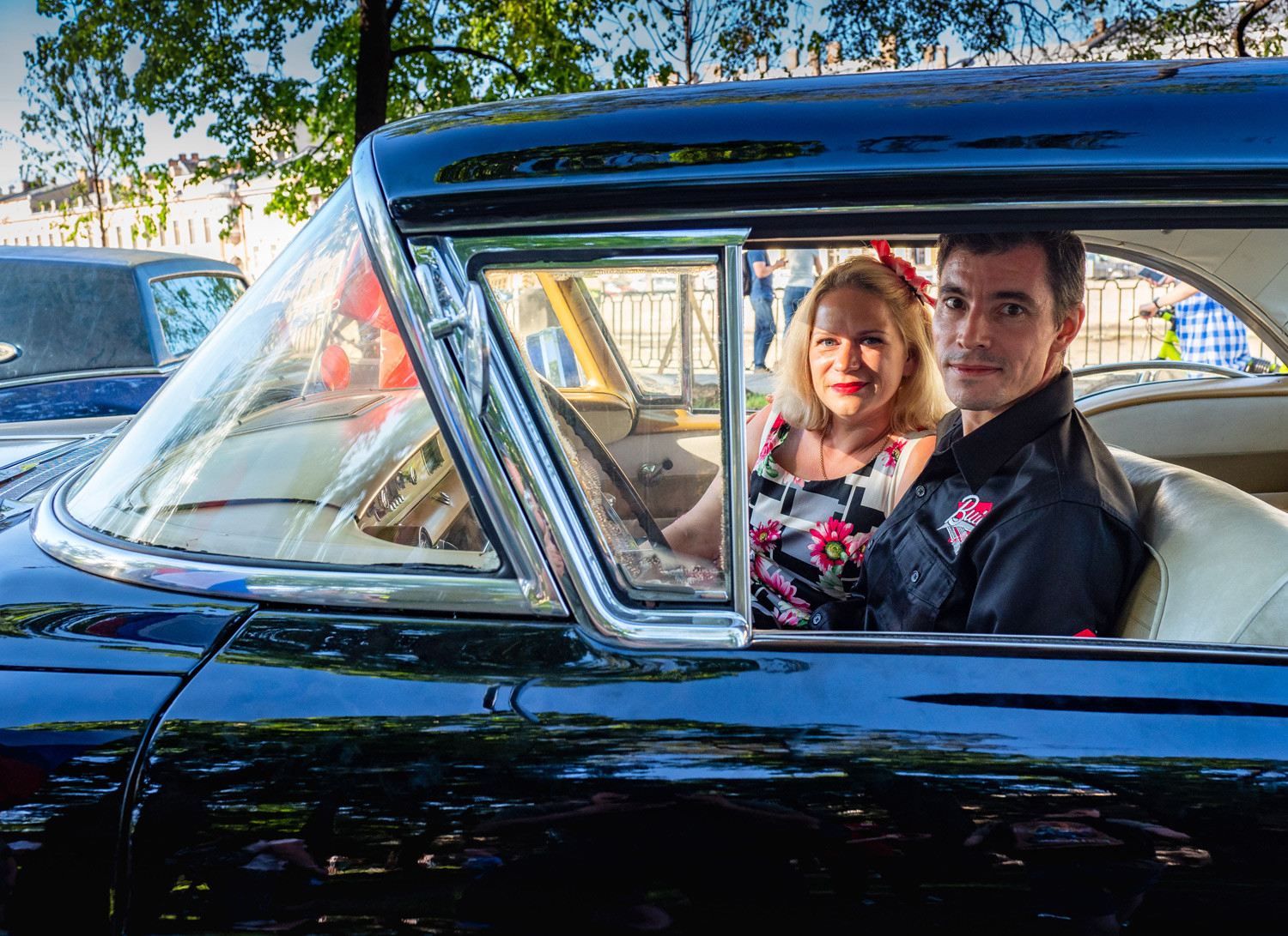 "Für das Auto musste ich heiraten": Oldtimer-Fans aus St. Petersburg