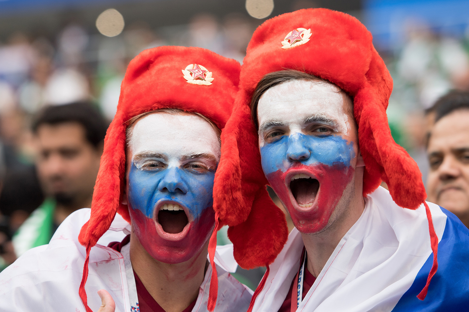 If You Think Russian Football Fans Wear Kokoshnik And Ushanka Hats You Are Right Photos