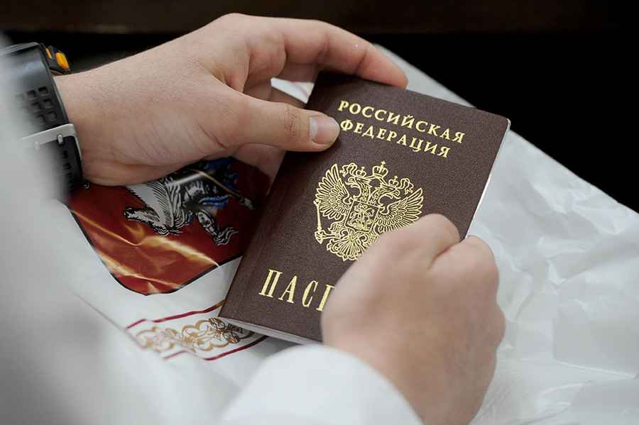 Why Do Russians Have 2 Passports Russia Beyond