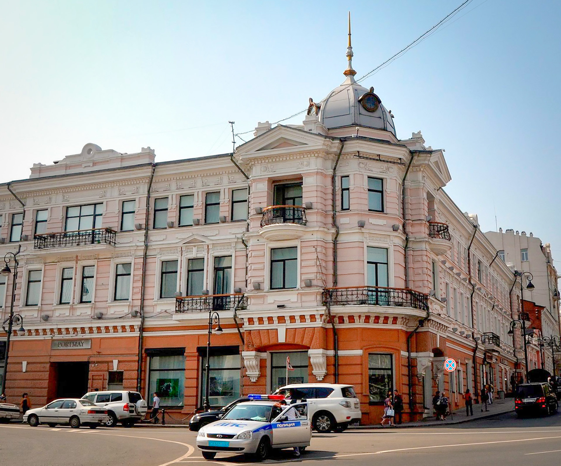 Музеи владивостока. Приморский государственный Объединенный музей им. в.к. Арсеньева. Краеведческий музей Владивосток. Музей истории дальнего Востока имени в. к. Арсеньева. Приморский музей Арсеньева.