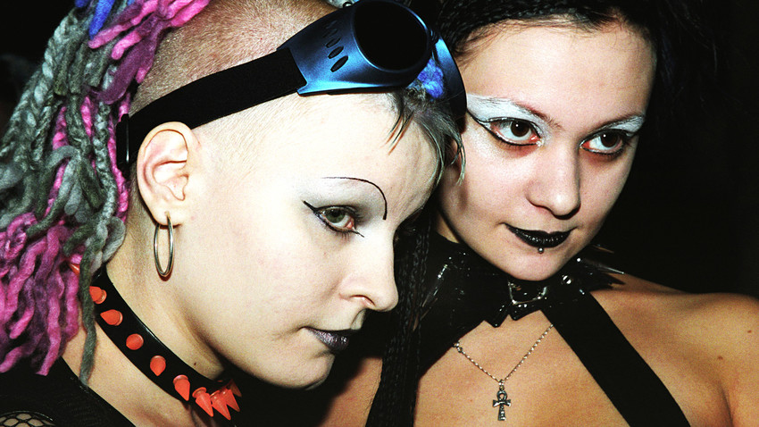 90s Goth Porn - Goths, emos, and other youth subcultures: Where have they gone in Russia? -  Russia Beyond