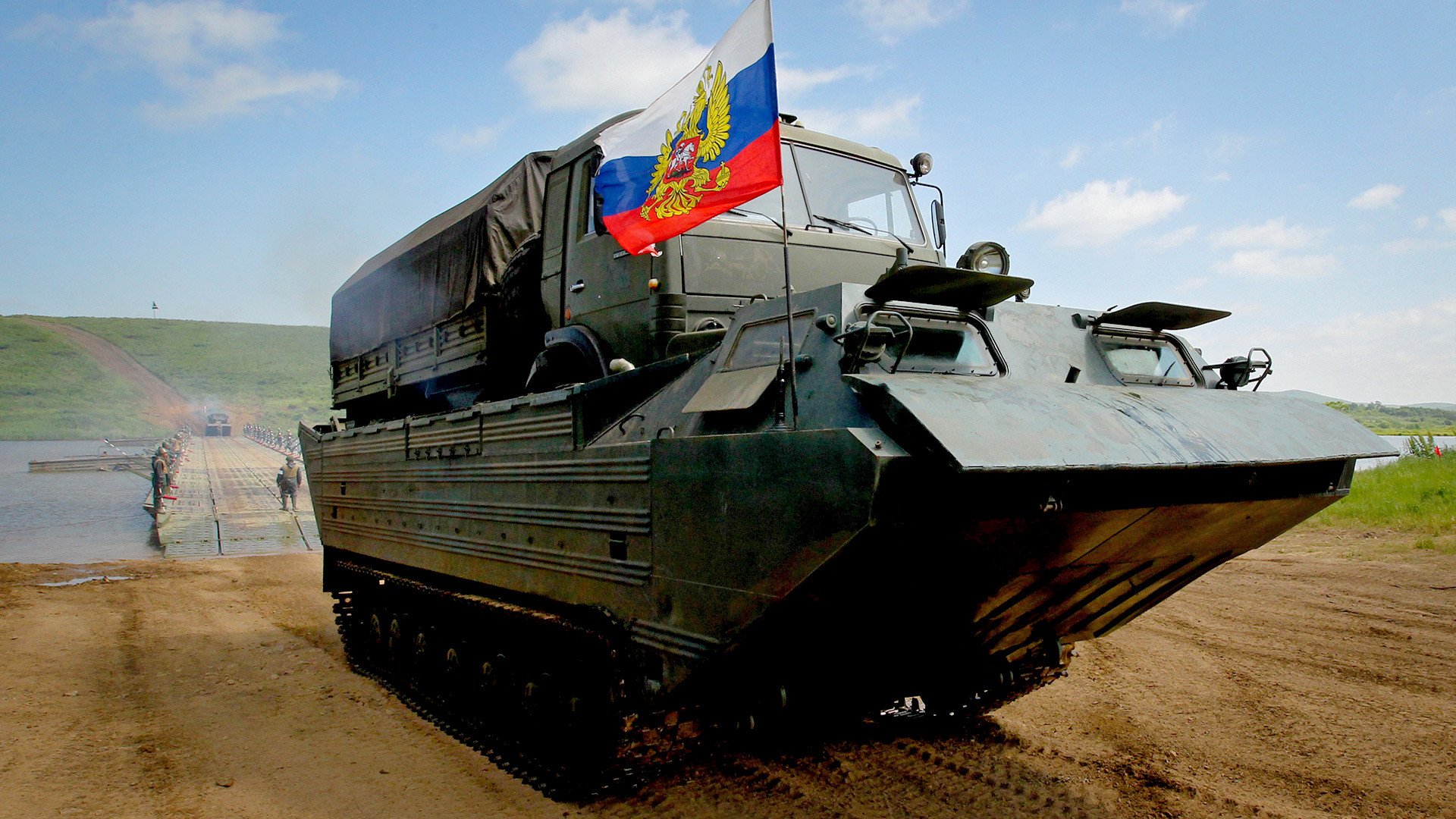 Soviet Amphibious Vehicle From The Cold War Stock Pho - vrogue.co