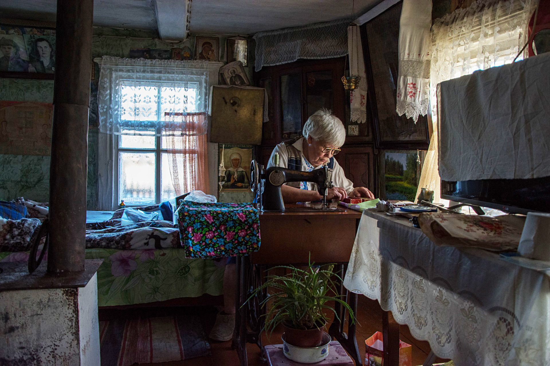 村にたった一人で暮らす女性：70歳のリューシカさんの生活 ロシア・ビヨンド