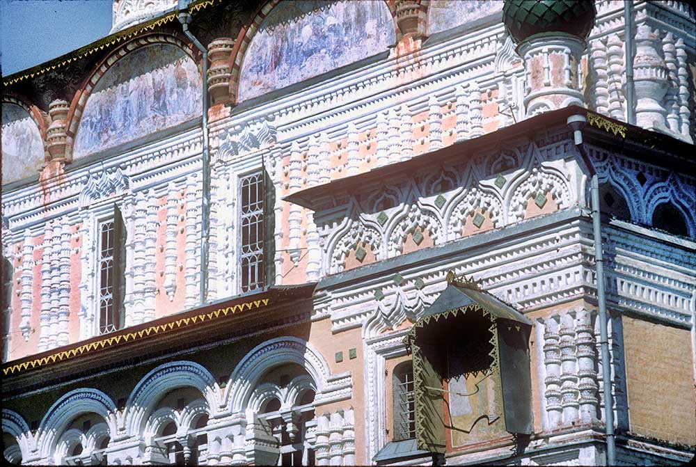 Tutaev (Borisoglebsk). Cathedral of the Resurrection. South facade with St. Nicholas Chapel. July 25, 1997