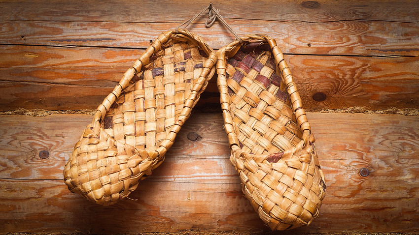 Why lapti are the most Russian of all shoes - Russia Beyond