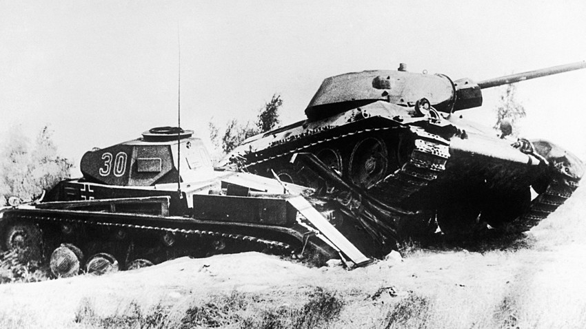 t 34