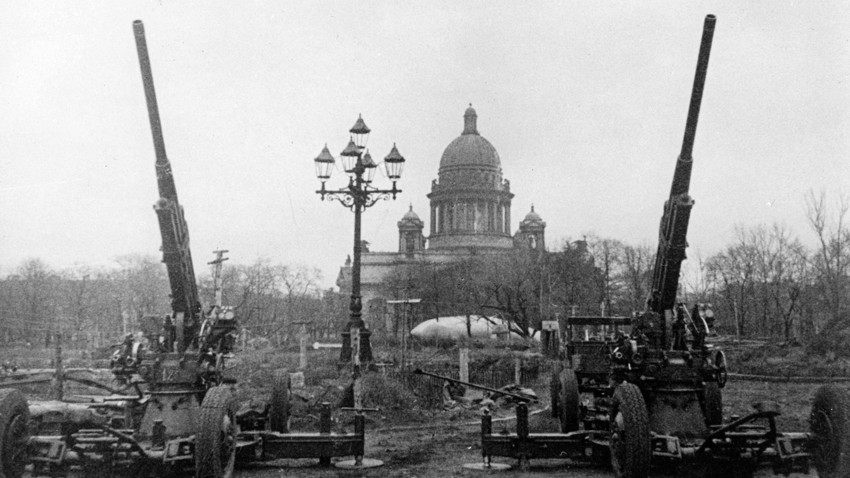 7-things-from-the-siege-of-leningrad-that-speak-louder-than-words