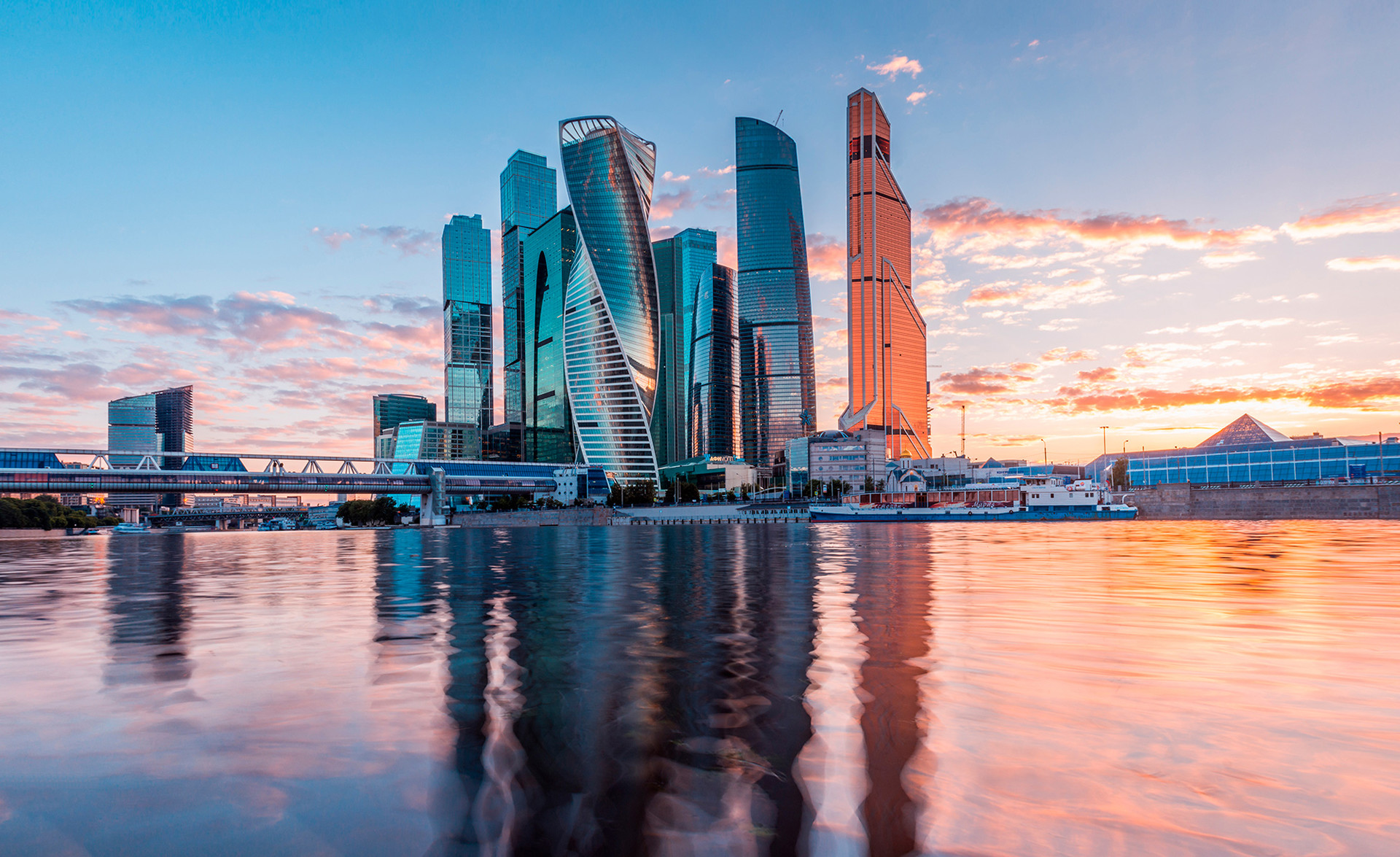 100-те най-красиви места в Русия - Russia Beyond България