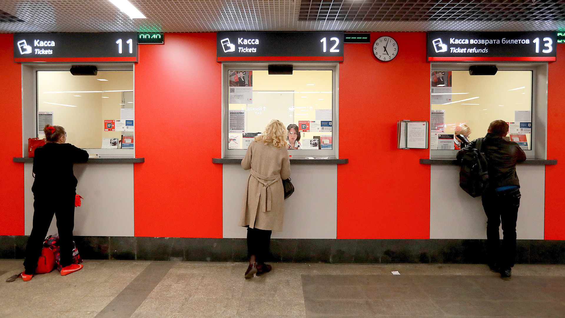 Vorsicht an der Bahnsteinkante: Sieben Tipps für Zugreisen in Russland - Russia Beyond DE