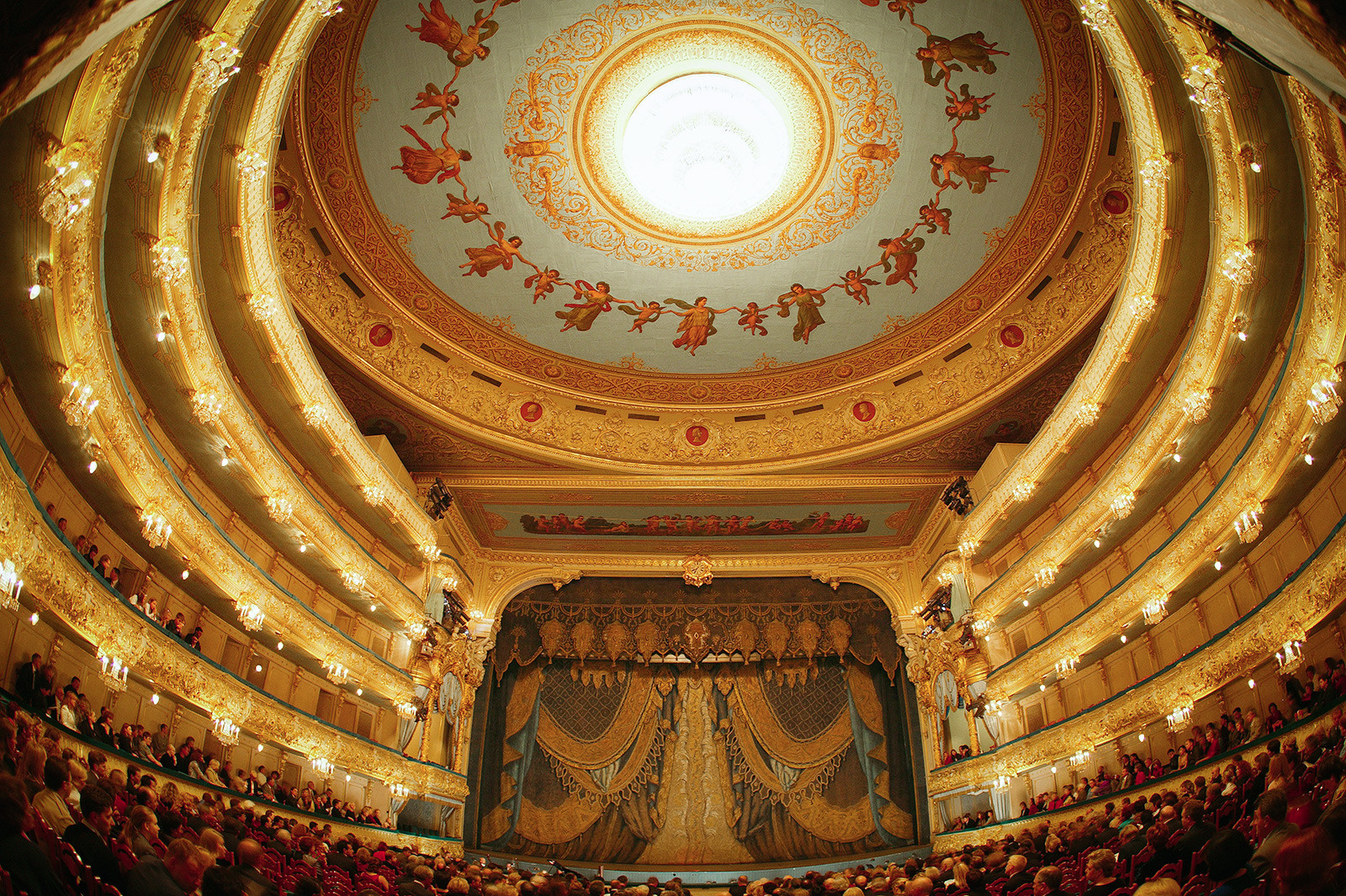 Come Si Chiamano I Posti A Teatro