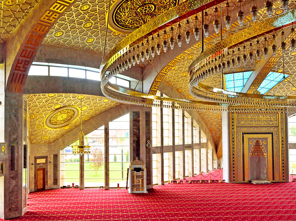 Masjid Hati Ibu Destinasi Baru Wisata Religi di Rusia 