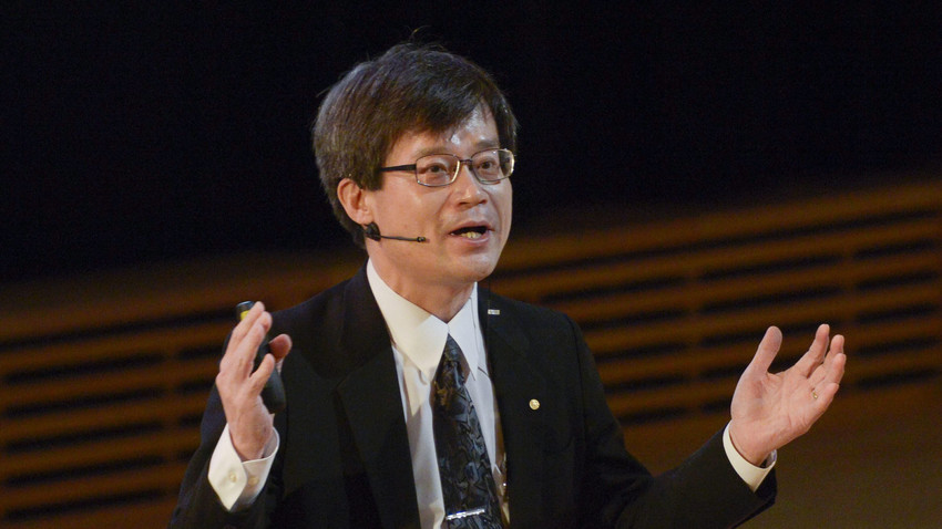 ノーベル賞受賞者の天野浩氏がノヴォシビルスクに研究拠点を移すことを検討 ロシア ビヨンド