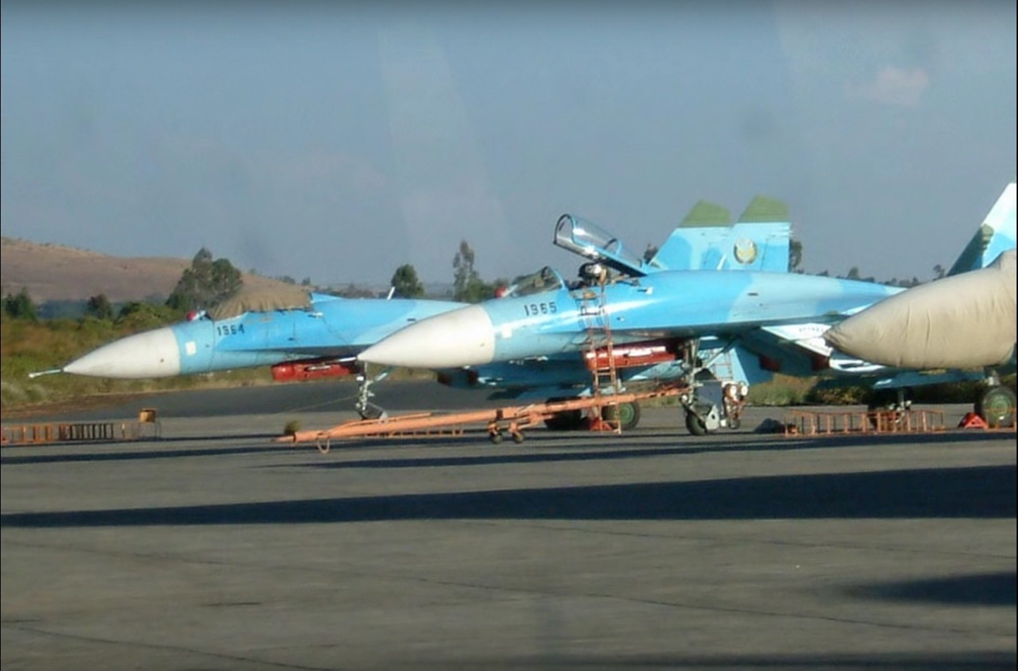 ФОТОГАЛЕРИЯ И ВИДЕО: Су-27 във въздухоплавателните сили на 11 държави ...