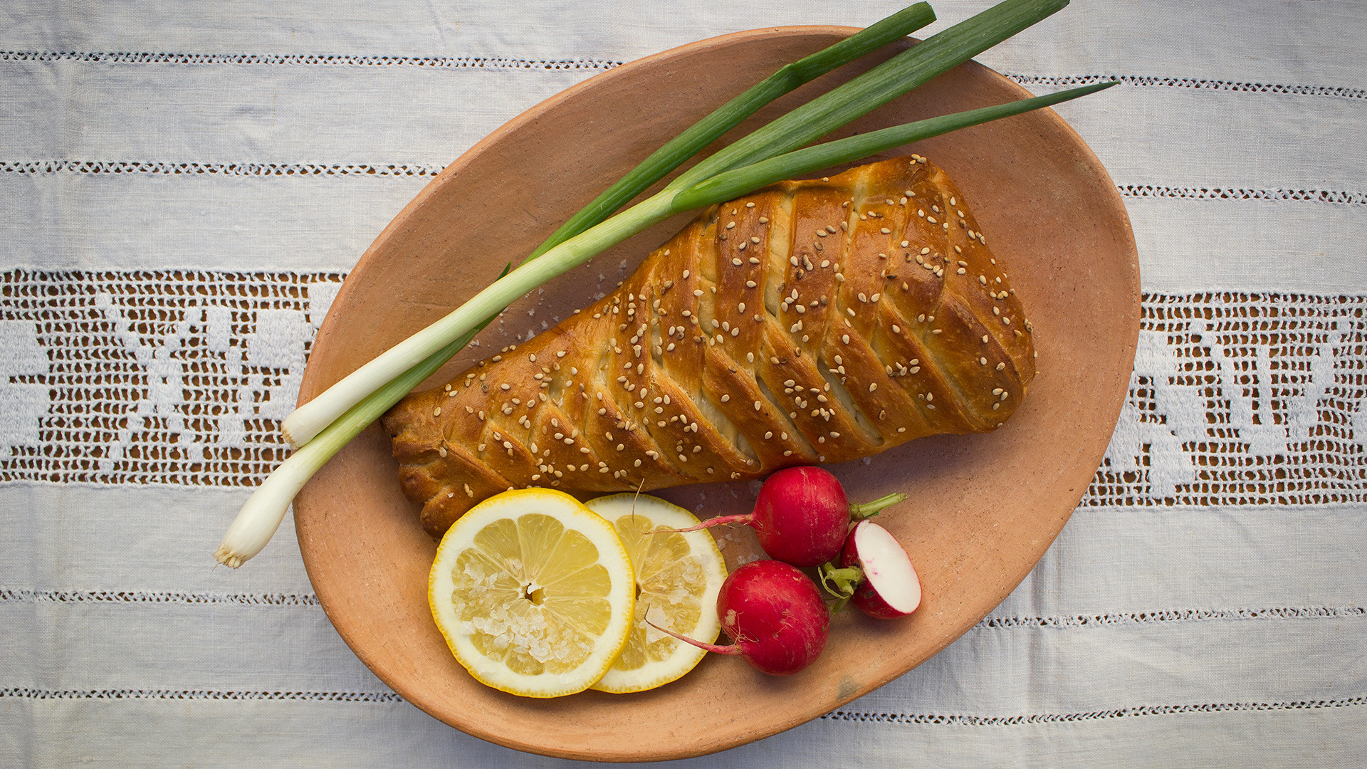 How to cook and eat a Russian fish pie in the shape of a boat Russia Beyond