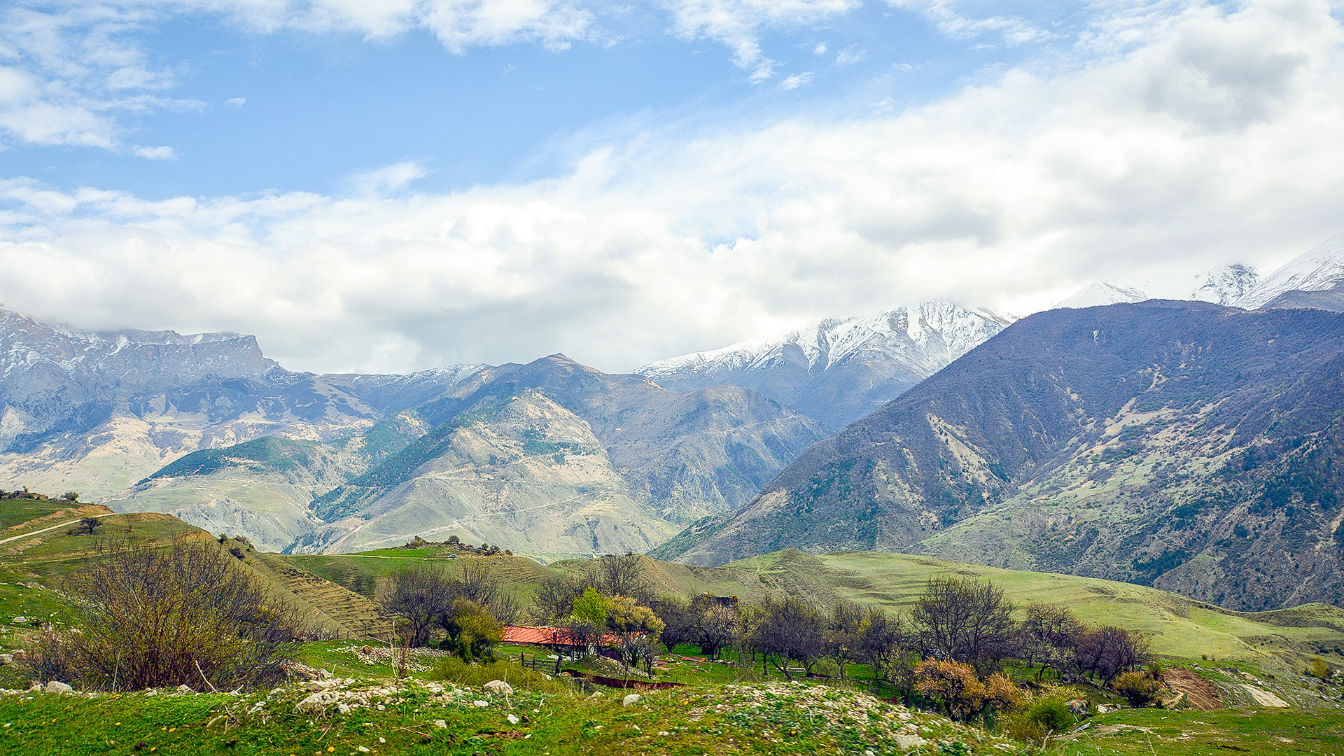 Dieci foto che vi faranno innamorare dei paesaggi montani dell’Ossezia