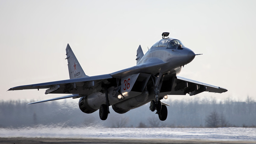 Caça multifuncional MiG-29 