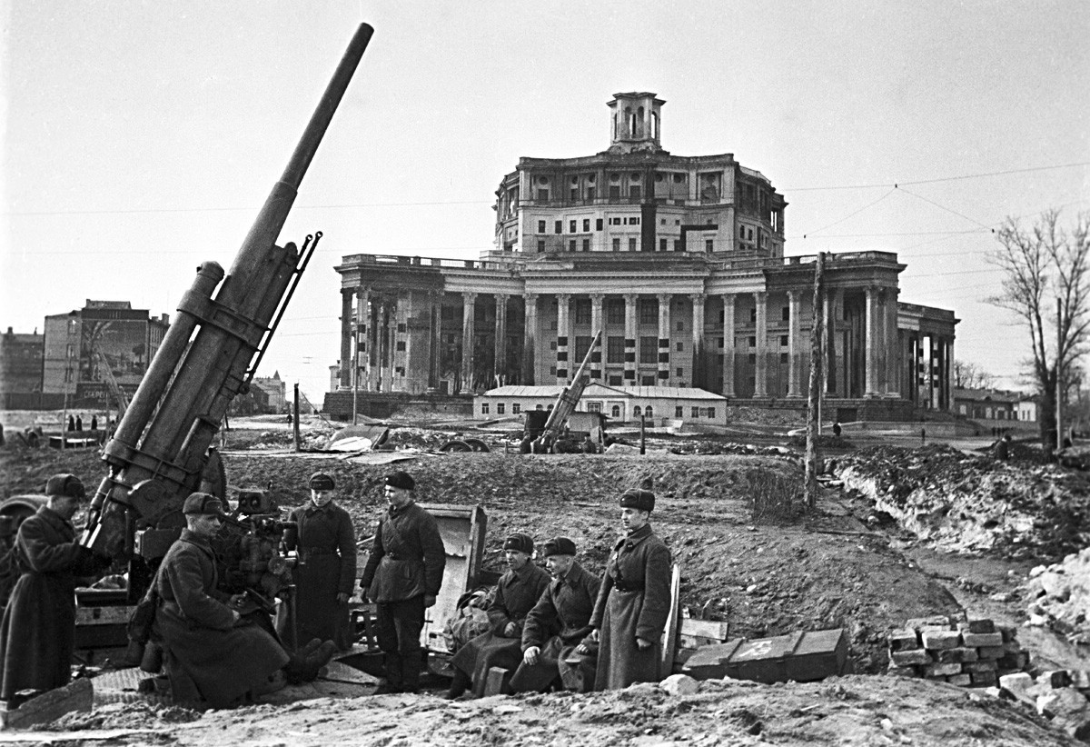 Фото москвы во время войны 1941 1945