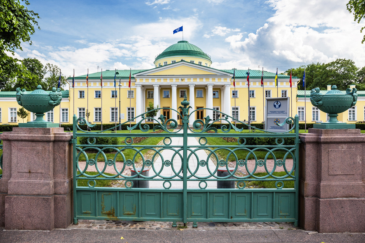 таврический в санкт петербурге