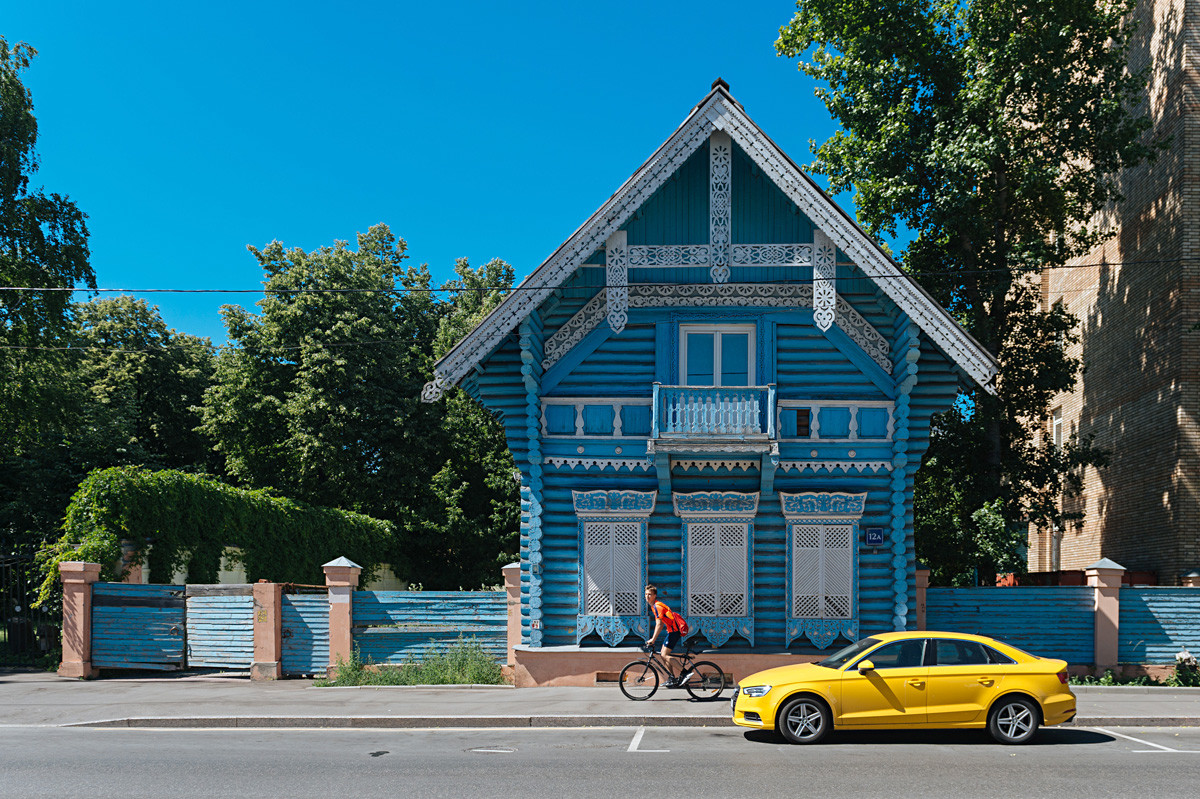 12 mustsee wooden houses of Moscow Russia Beyond