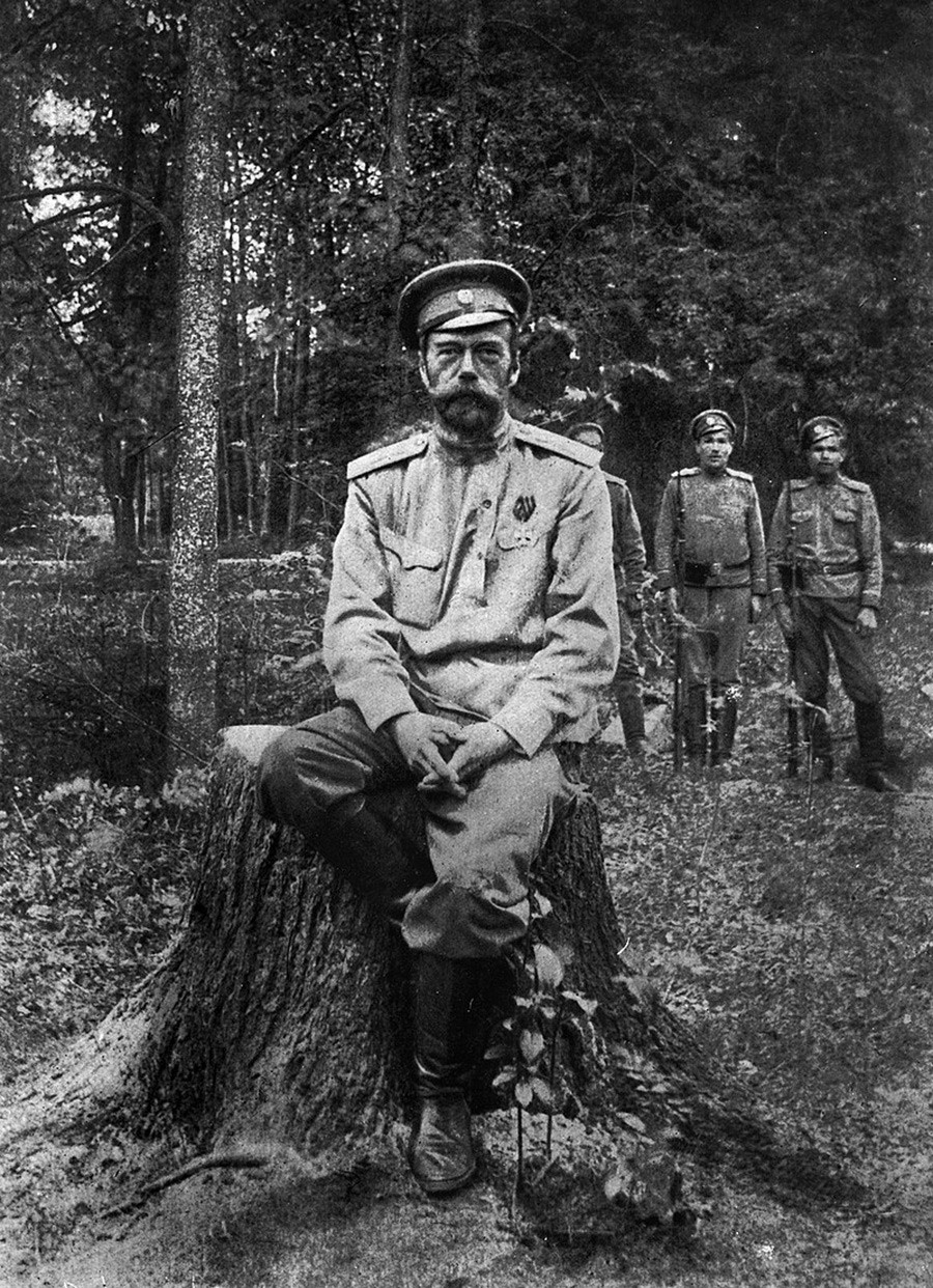 Lo zar Nicola II dopo la sua abdicazione
