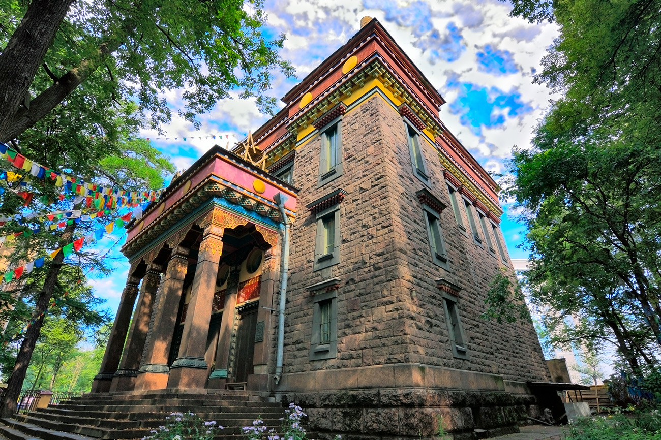 буддийский храм в петербурге