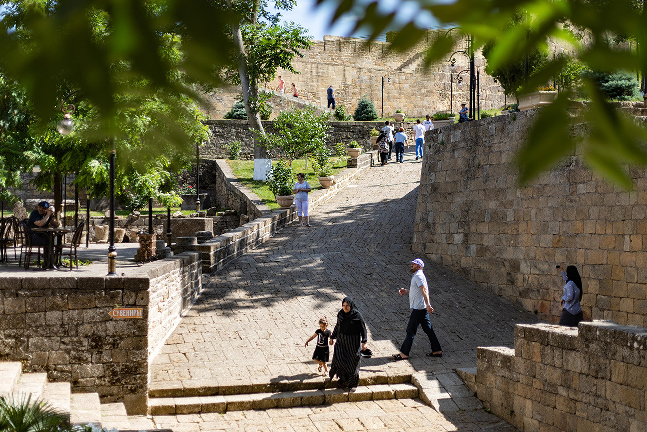 ����� ������ ����� � ������ ����