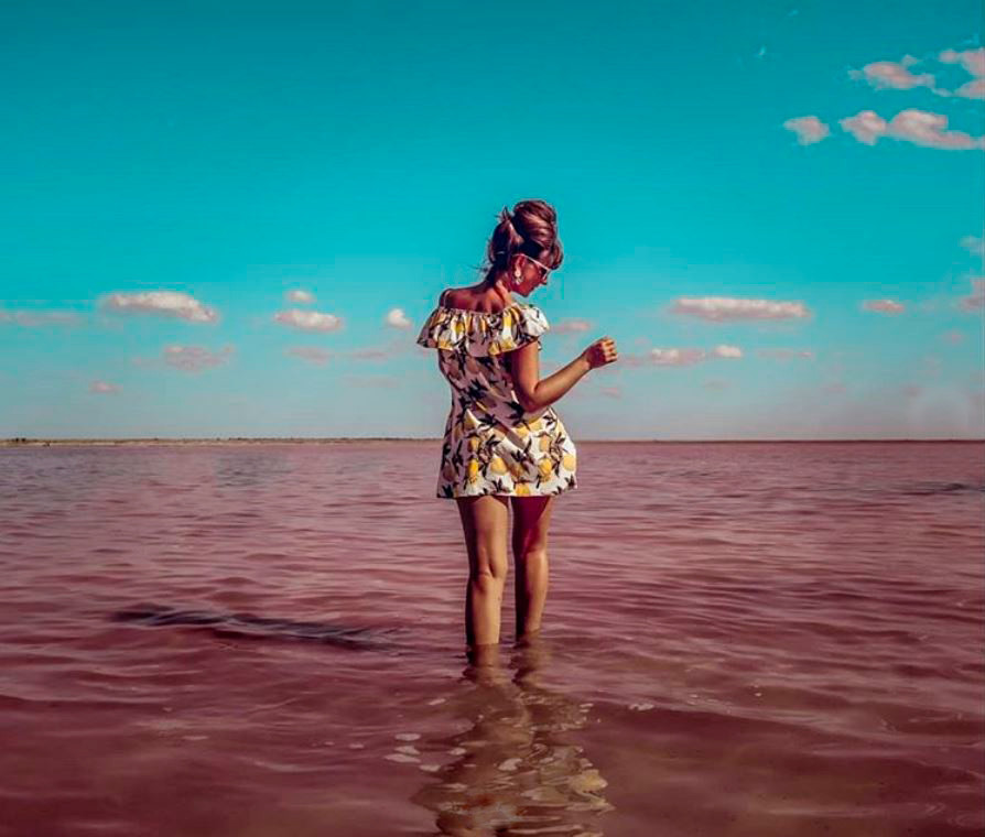Este Increible Lago Siberiano Parece De Batido De Fresa Fotos Russia Beyond Es