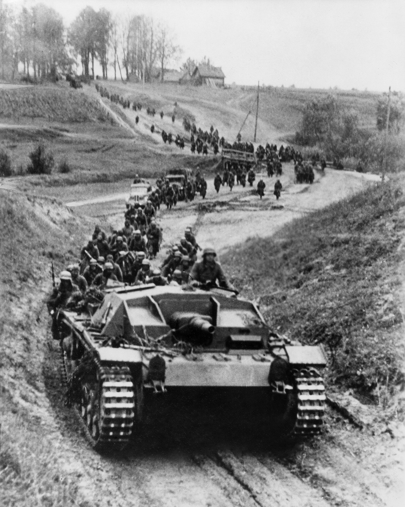 Восточный фронт Второй мировой войны был открыт в июне 1941 года, когда фашисты вторглись в СССР.