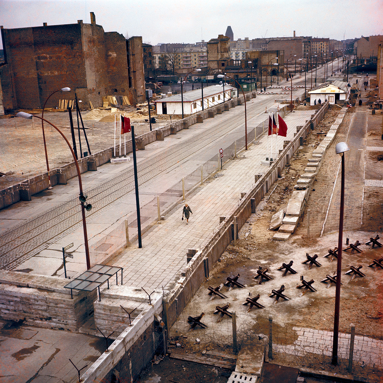FOTO Bagaimana Tembok Berlin  Menjelma Menjadi Tirai Besi 