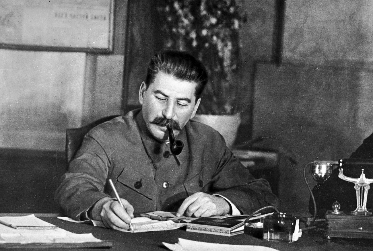 Йосиф Сталин
