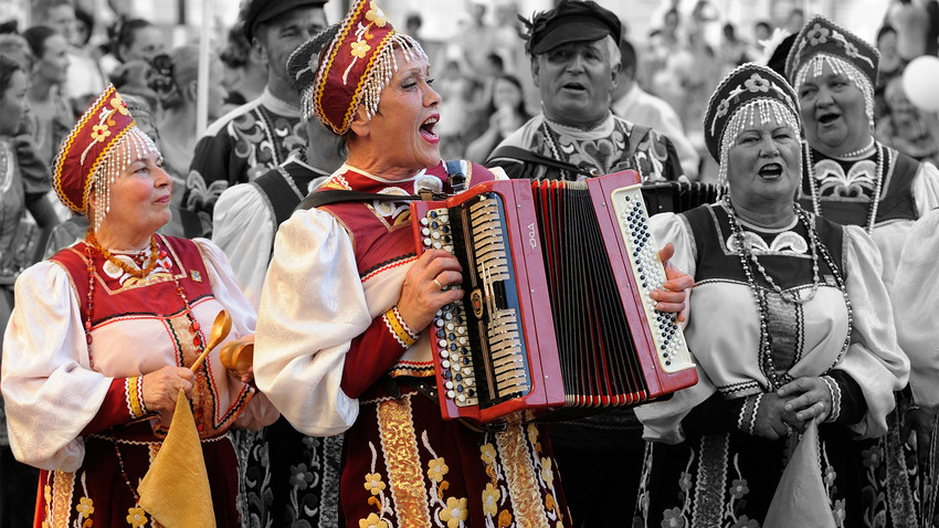 知っておくべき10個のロシアの民族楽器 ロシア ビヨンド