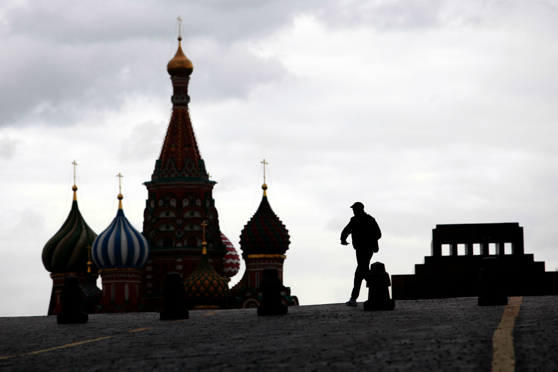 Comment Appelle T On Les Habitants De Moscou En images: face au coronavirus, à Moscou lieux publics et rayons se
