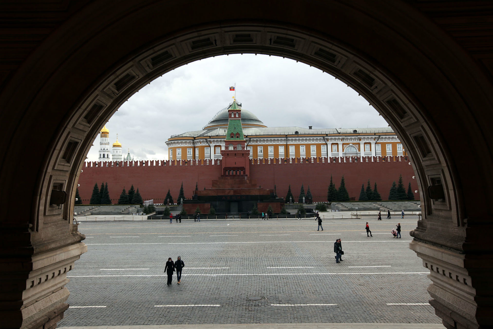 Comment Appelle T On Les Habitants De Moscou En images: face au coronavirus, à Moscou lieux publics et rayons se