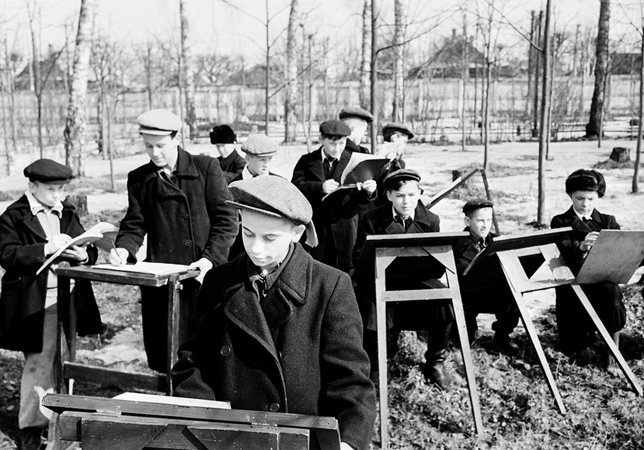 Весенний пленэр, 1959