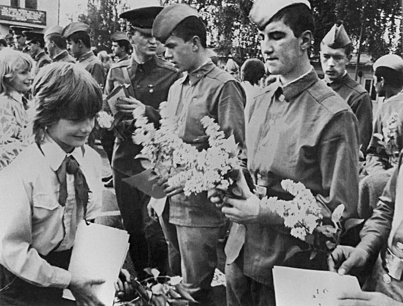 Retirada das tropas soviéticas da Alemanha foi a maior operação militar de todos os tempos. Retirada das tropas soviéticas da Alemanha foi a maior operação militar de todos os tempos.