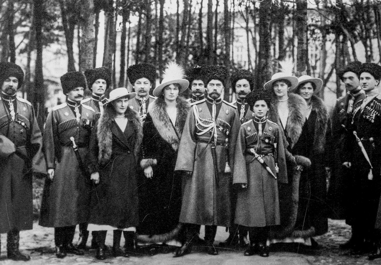 Как руските казаци воюват на страната на Хитлер и против него - Russia ...